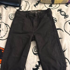 American eagle long pants ripped at the knees for style super stretchy size 6